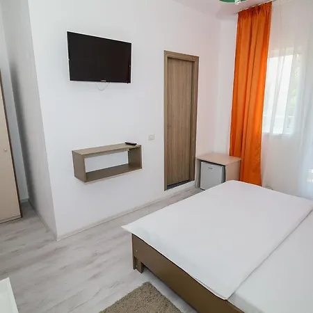 Отель Atlantis Boutique 3*